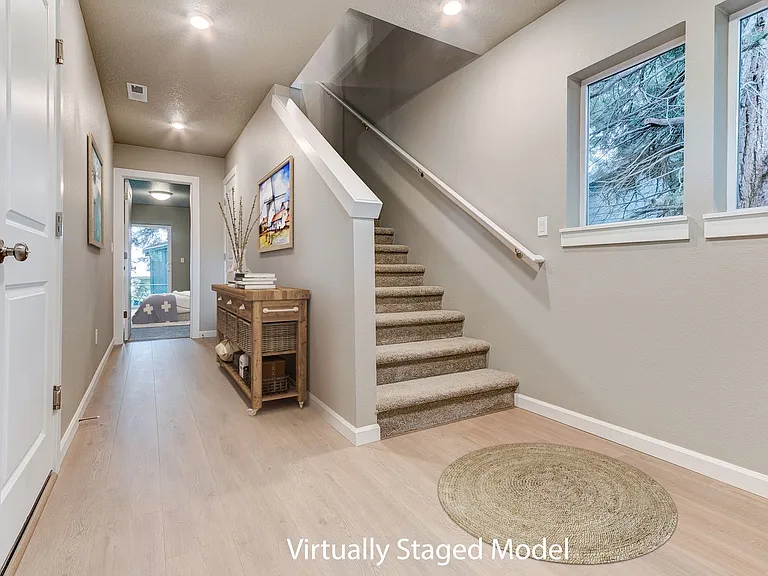 Air Conditioning! Beautiful Newer Construction Home! 3 Master Bedrooms! — Photo 17