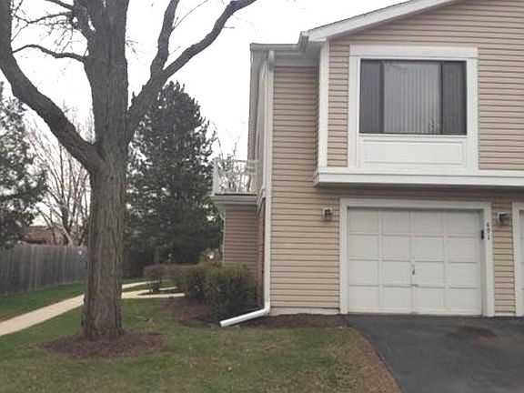 2nd image of 401 Kennedy Pl #401