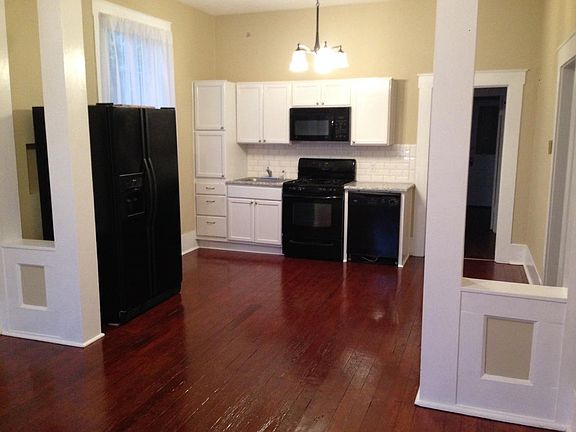 3rd image of 2315 Lafayette Ave