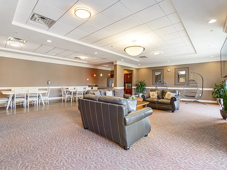 North River Apartments — Photo 8