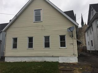 126 Scrantom St, Rochester, NY 14605