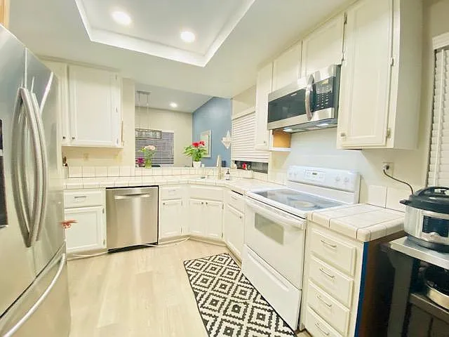 4700 Mendocino Ter — Photo 4