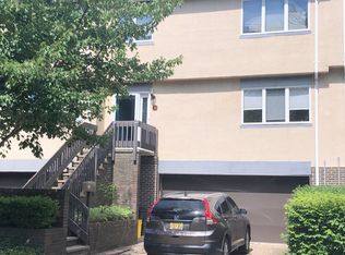 26 Exeter Ct, Princeton, NJ 08540