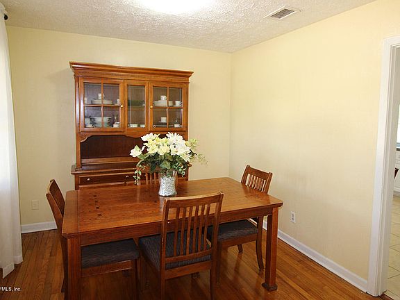 5th image of 3738 Anvers Blvd