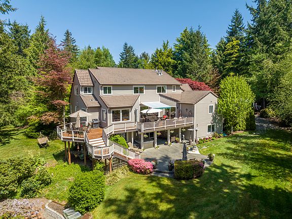 2nd image of 4018 53rd Street Ct NW