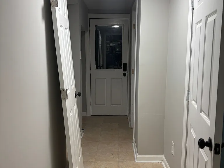 8640 Embrey Dr — Photo 3
