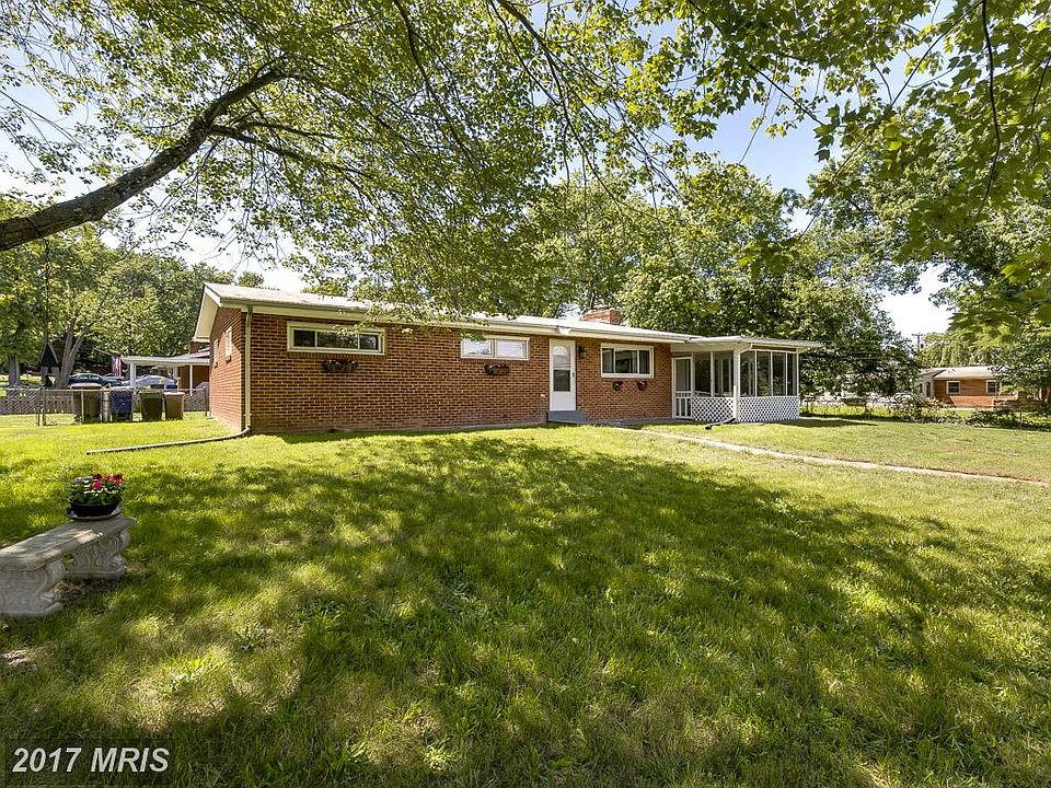 1st image of 3401 Little Hunting Creek Dr