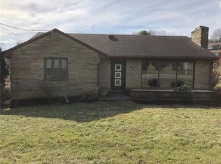 202 McClelland Rd, Canonsburg, PA 15317