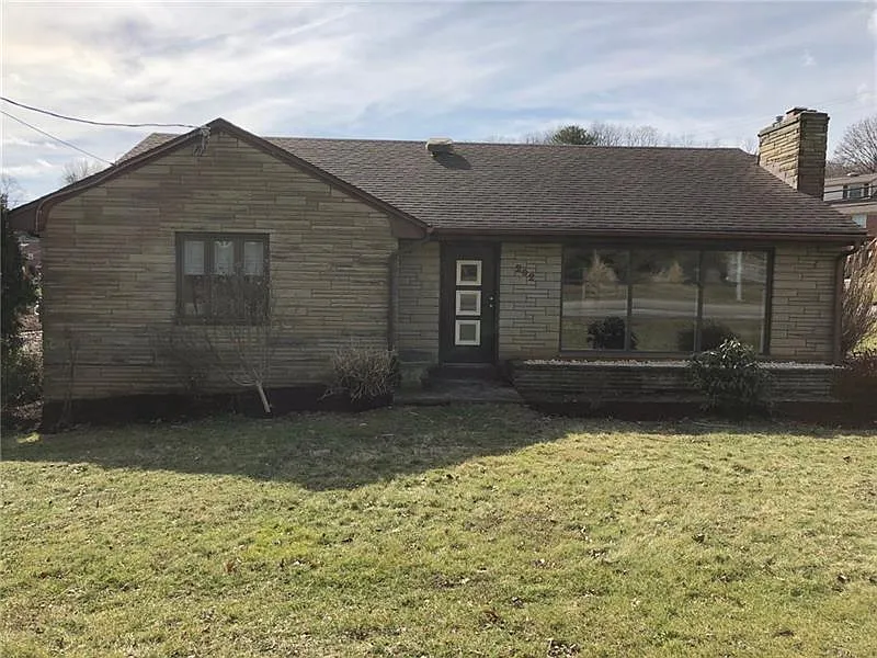 202 McClelland Rd photo 1