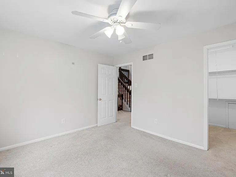 5552 Doral Dr — Photo 18
