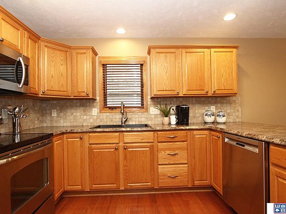5th image of 5725 S 91st St