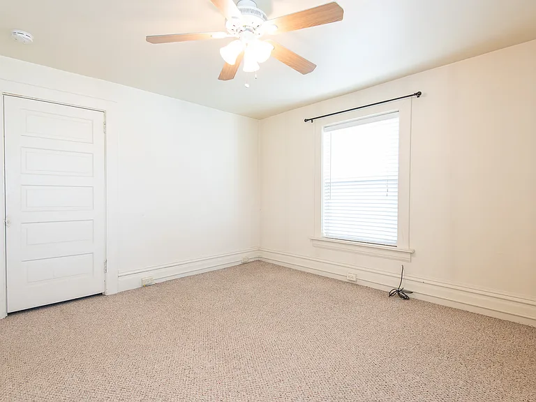 420 Virginia Ave — Photo 11