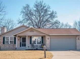 2968 Wheatfield Farms Dr, O'Fallon, MO 63368