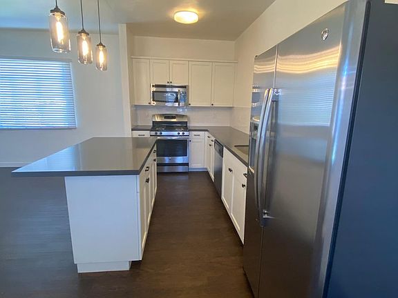 2nd image of 1406 Garden St APT 7