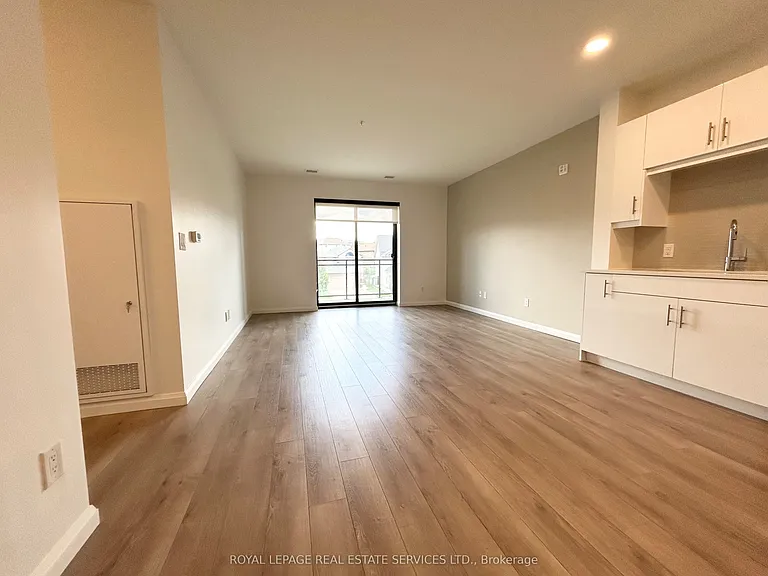 144 Watson Rd N #204 — Photo 7