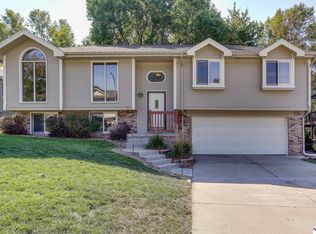 11217 Z St, Omaha, NE 68137