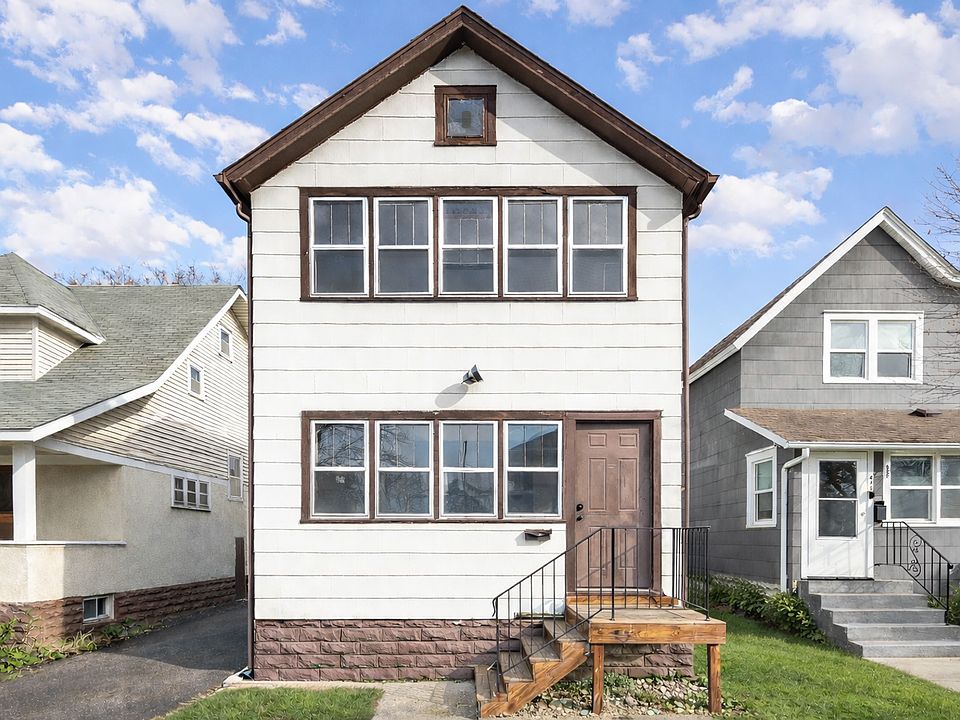 1st image of 447 Banfil St