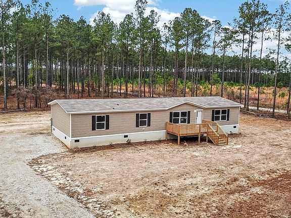 2nd image of 818 White Pond Rd