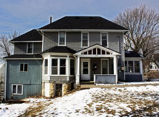 1203 Walnut St #1, Cedar Falls, IA 50613