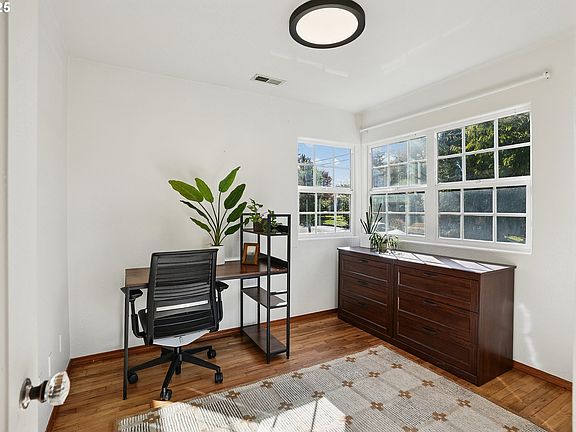 5th image of 8102 N Dana Ave