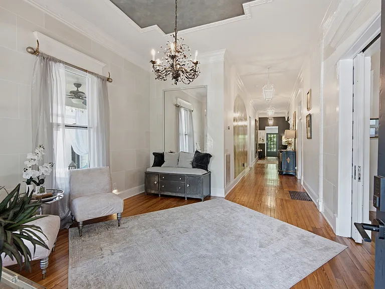 1305 Greenwood Ave — Photo 10