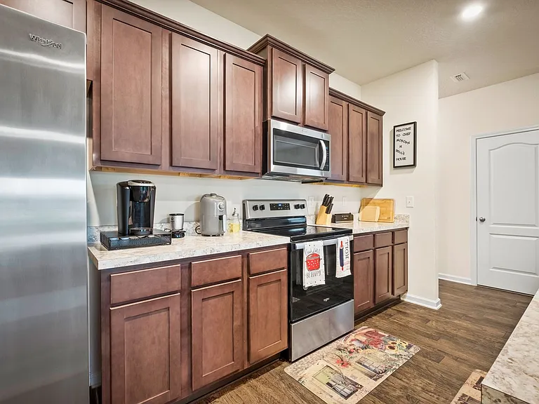 8036 Cape Fox Dr — Photo 35