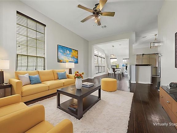 3rd image of 2031 Positano Loop