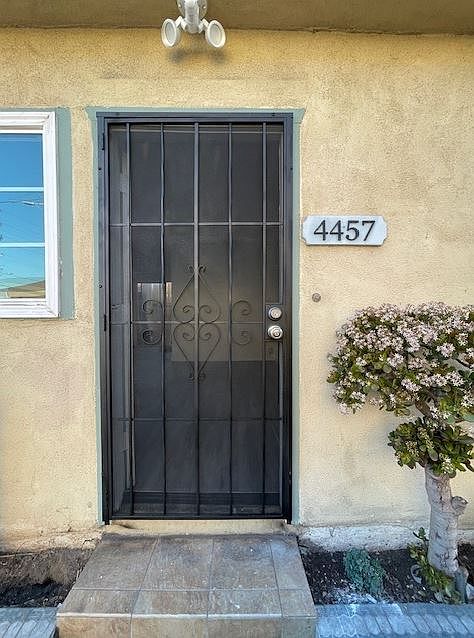 1st image of 4457 W Rosecrans Ave