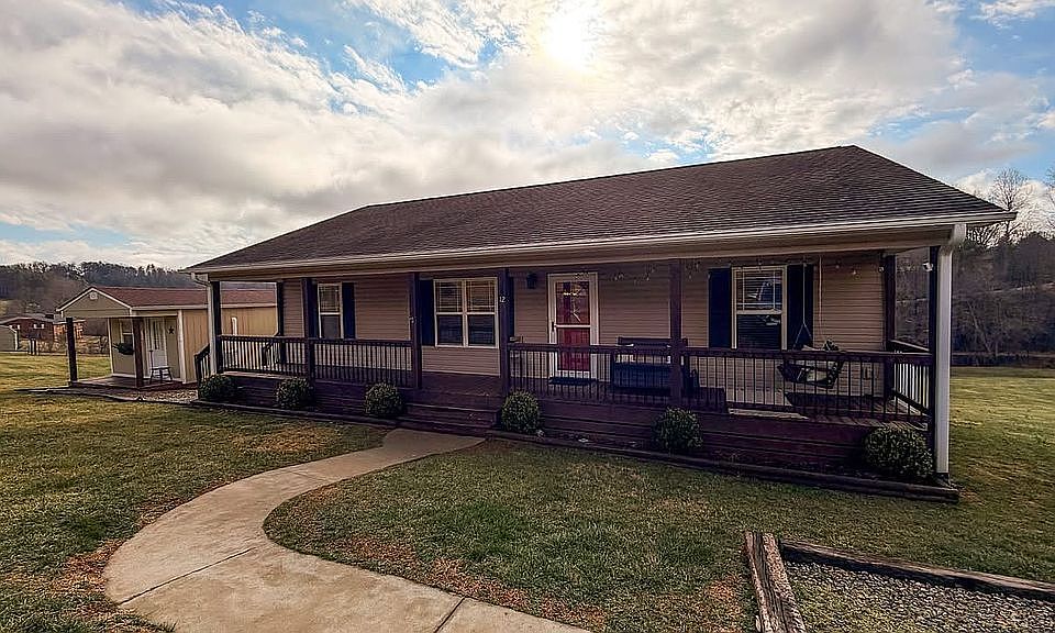 1st image of 12 Lindsey Acres Ln