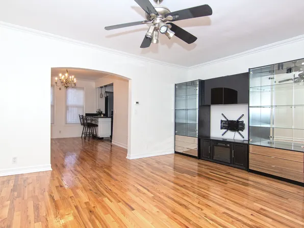 21-32 37th Street image 1 of 14