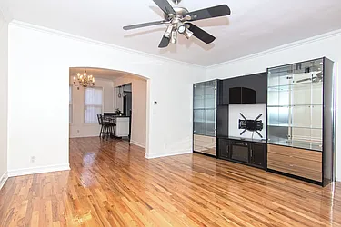 21-32 37th Street, #DPX