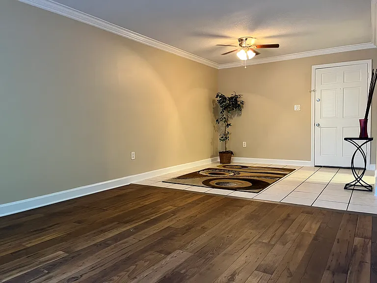 827 Lowell Blvd #23 — Photo 7