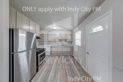 7838 Ridgewood Dr — Photo 12