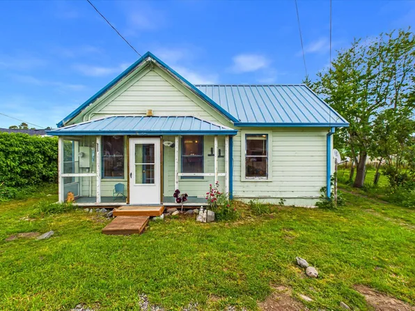 3419 Payton Ln, Hydesville, CA 95547
