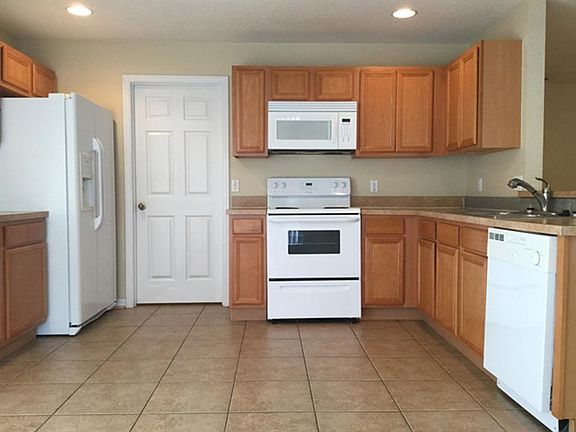 5th image of 115607 Sarcee Ct
