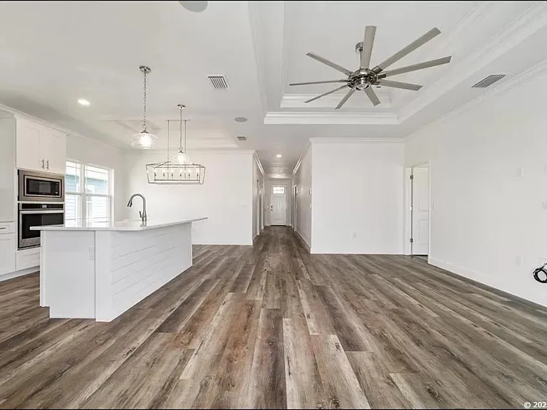 1394 SW 68th Ter — Photo 21