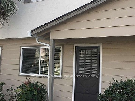 2nd image of 1111 Oakmont Dr APT C