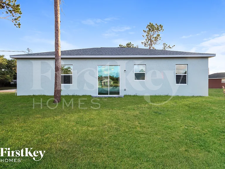 991 Walden Blvd SE — Photo 14