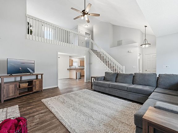 5th image of 9424 Greyhawk Dr