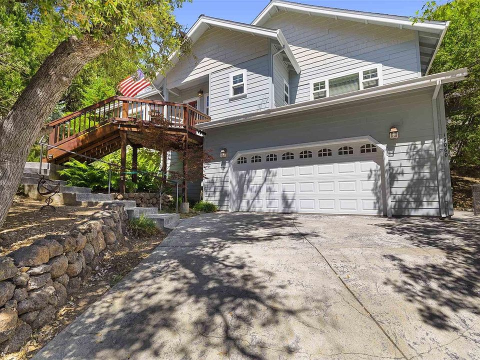 1st image of 19060 Lizzie Ln