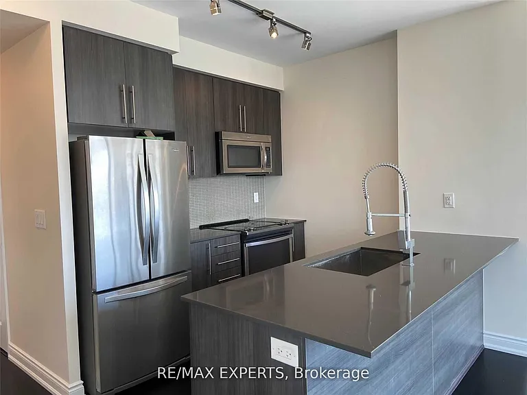 510 Curran Pl #1002 — Photo 22