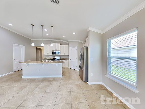 3rd image of 414 Samara Lakes Pkwy