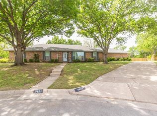 5454 Charlott St, Fort Worth, TX 76112