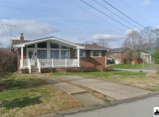 6180 Birkewood Rd, Huntington, WV 25705
