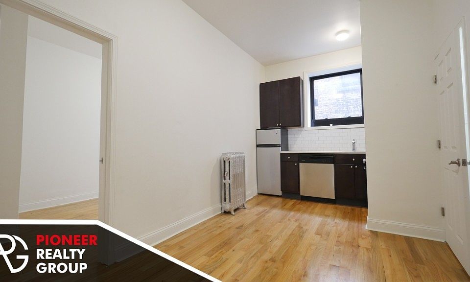 1st image of 730 W Cornelia Ave #730203