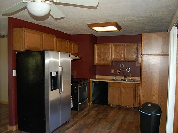 5th image of 417 Skyline Dr