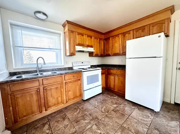 58 Old Concord Tpke #2, Barrington, NH 03825