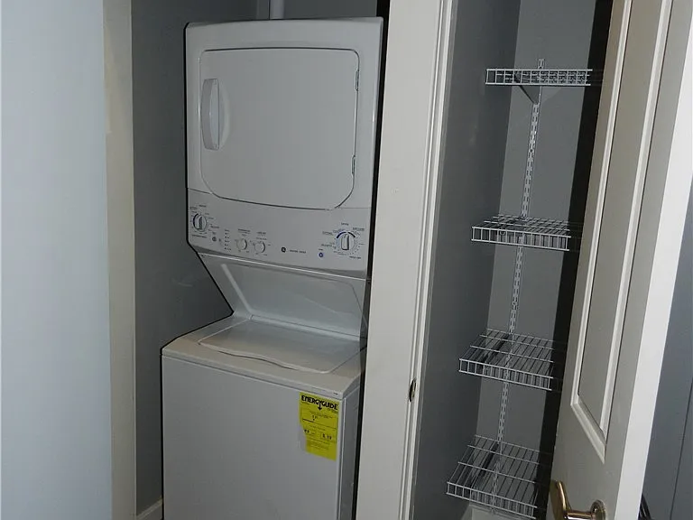 317 S Clinton St #4A — Photo 8
