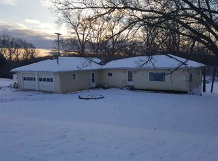 9300 Wolf Lake Rd, Brooklyn, MI 49230