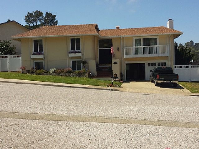 1st image of 989 Park Pacifica Ave